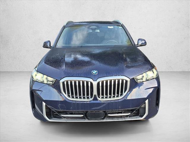 New 2026 BMW X5 xDrive50e w/ Climate Comfort Package AWD/4WD image 6