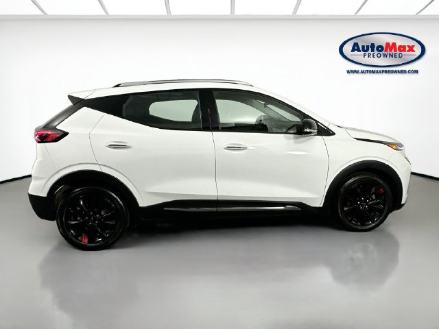 Used 2023 Chevrolet Bolt EUV Premier w/ Sun & Sound Package FWD image 10
