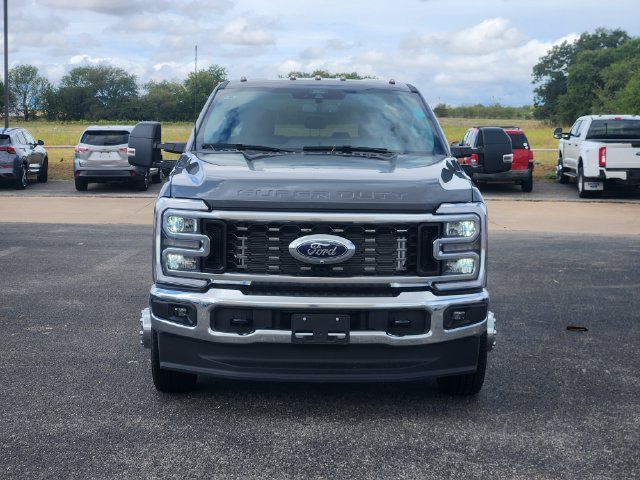 New 2026 Ford F350 XLT w/ XLT Premium Package AWD/4WD image 2