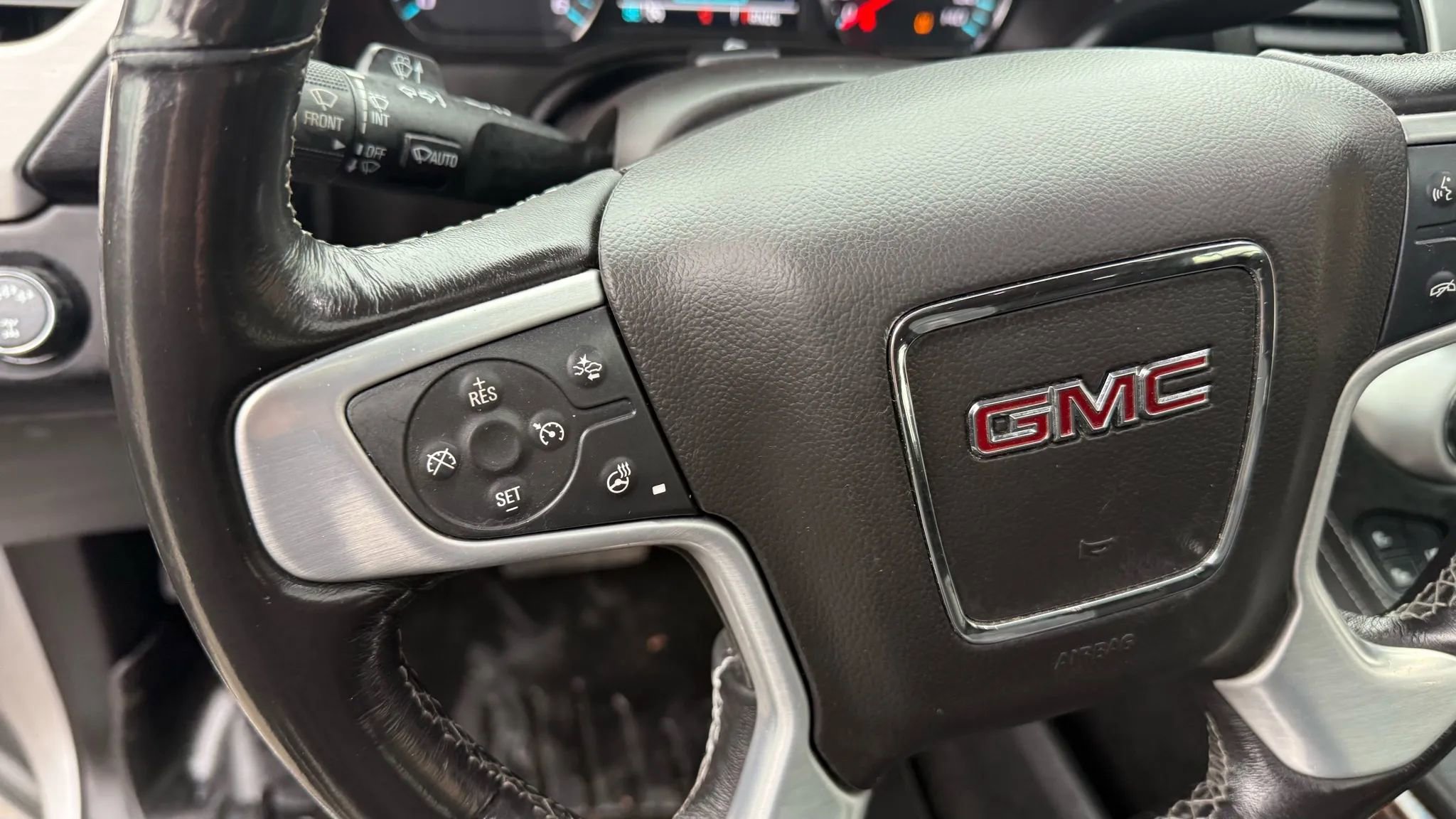 Used 2018 GMC Yukon SLT w/ Open Road Package image 15