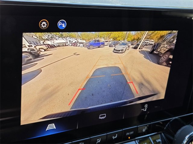 Used 2023 Chevrolet Colorado LT w/ LT Convenience Package II image 32