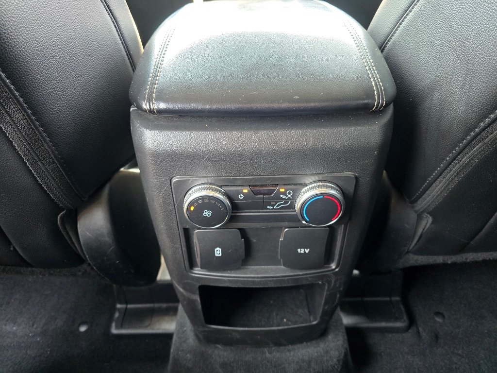 Used 2021 Ford Explorer XLT w/ Equipment Group 202A AWD/4WD image 30