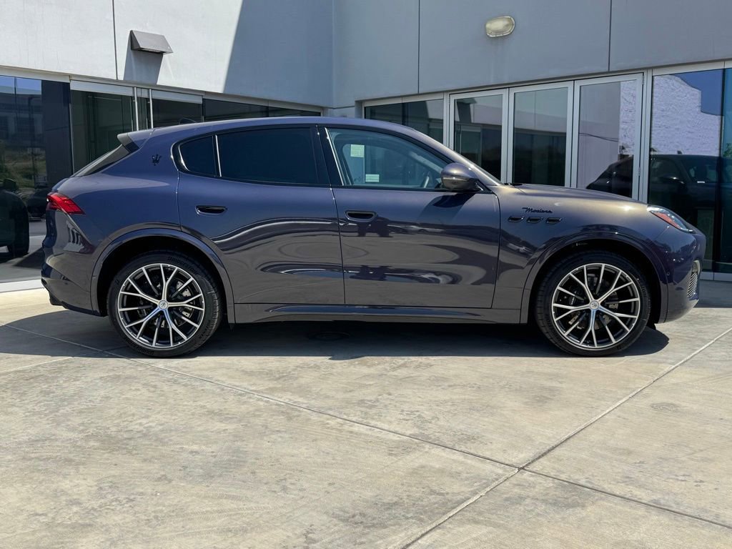 New 2026 Maserati Grecale Modena image 7