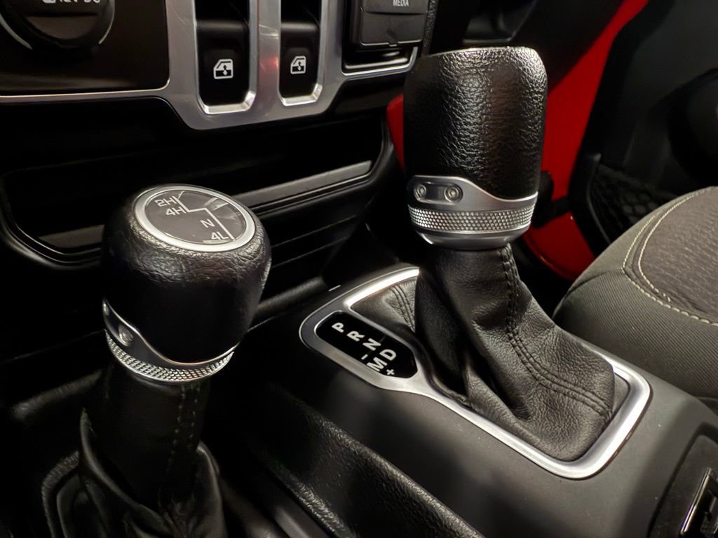 Used 2021 Jeep Wrangler Sport image 21