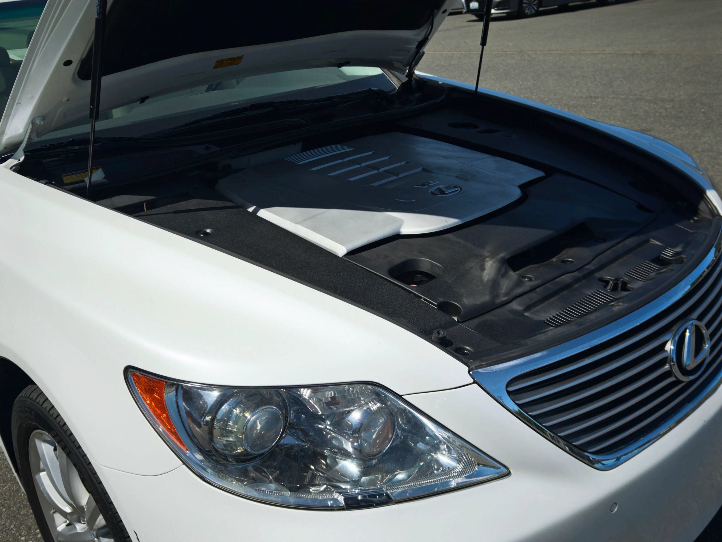 Used 2007 Lexus LS 460 w/ Comfort Pkg RWD image 51