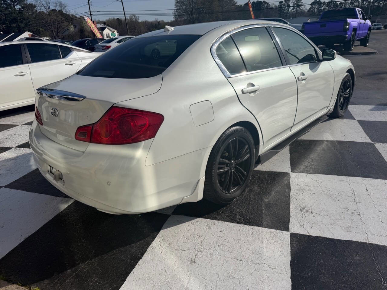 Used 2012 INFINITI G37 x Sedan w/ Premium Pkg AWD/4WD image 5