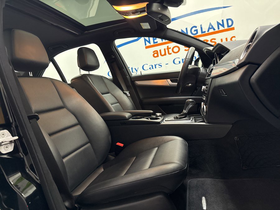 Used 2014 Mercedes-Benz C 300 4MATIC Sedan image 20