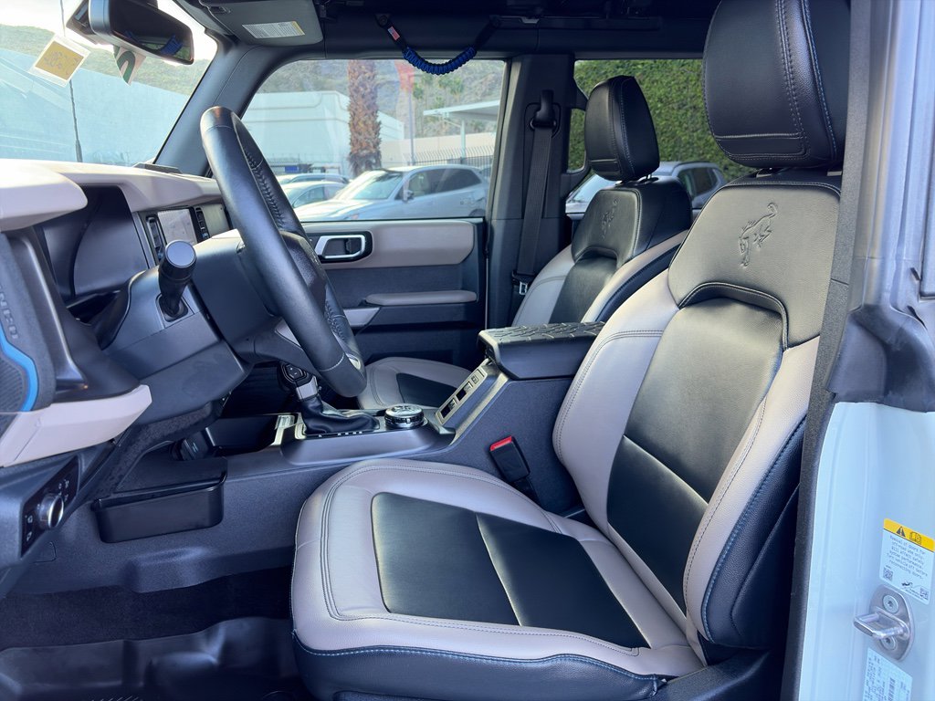 Used 2023 Ford Bronco Wildtrak image 7