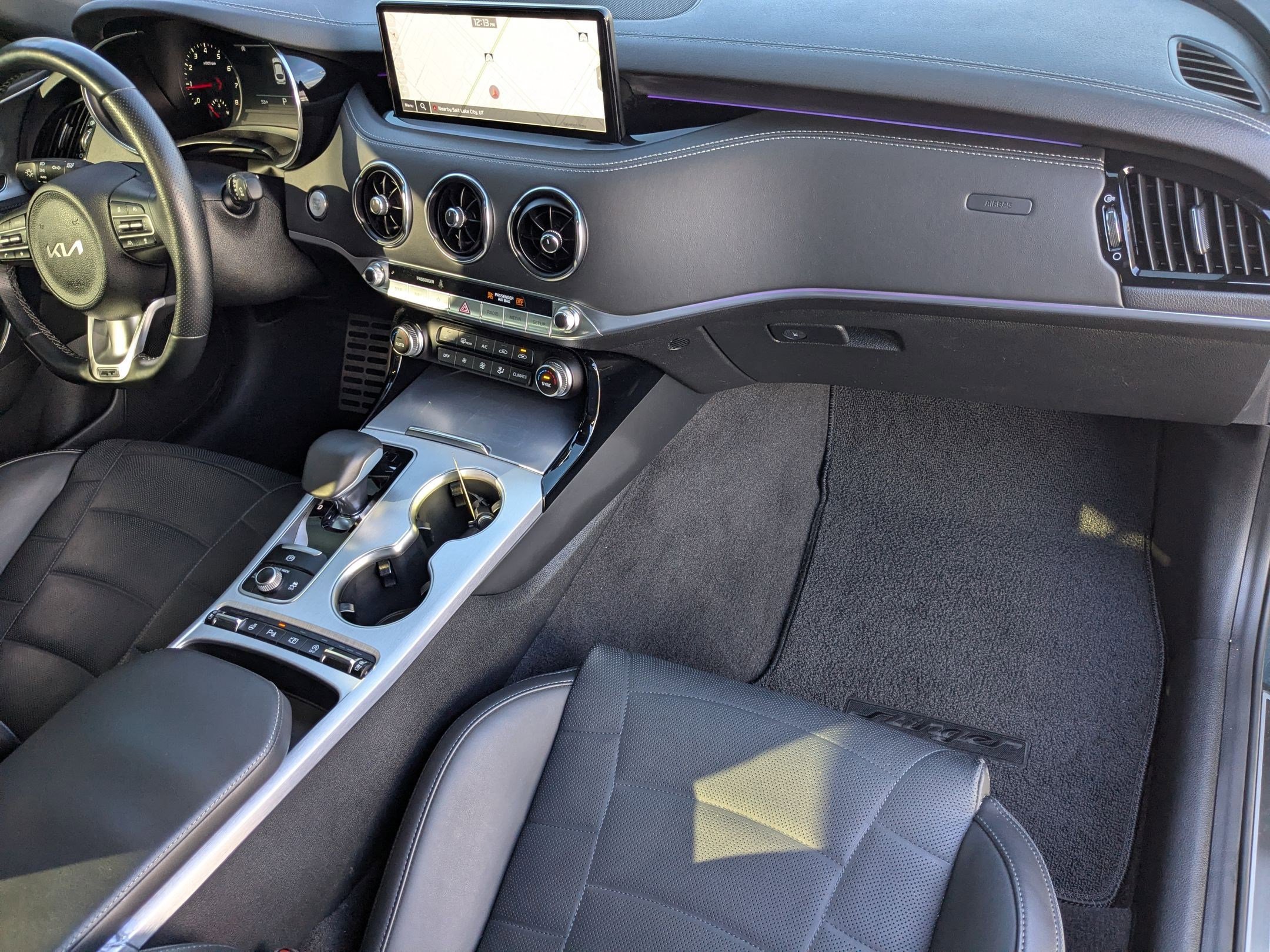 Used 2023 Kia Stinger GT2 image 34