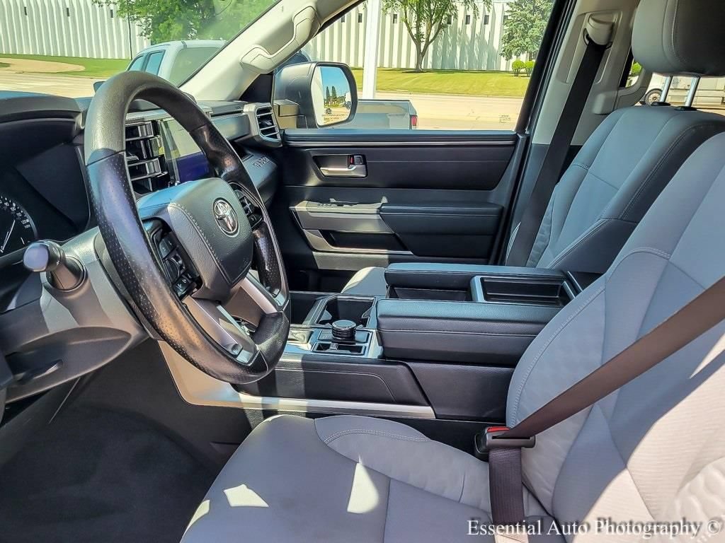 Used 2022 Toyota Tundra SR5 AWD/4WD image 8