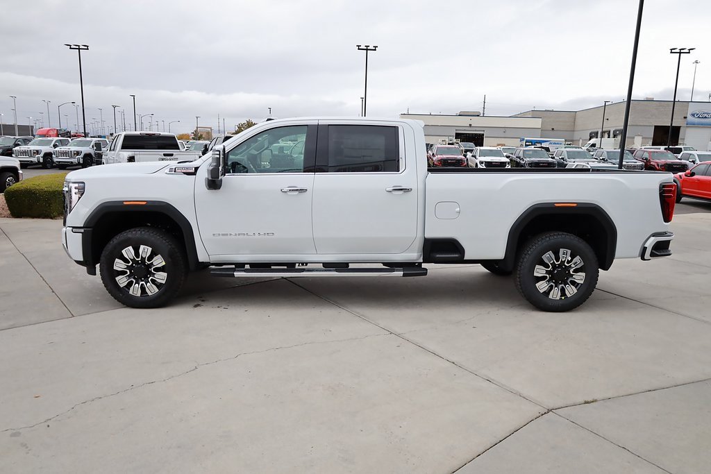 New 2026 GMC Sierra 3500 Denali w/ Technology Package image 3