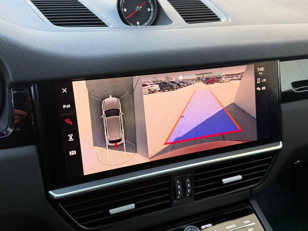 Used 2023 Porsche Cayenne image 29