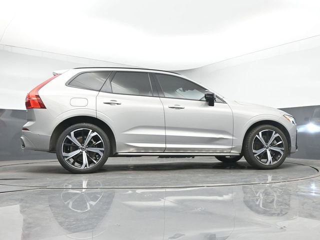 Used 2023 Volvo XC60 B6 Ultimate w/ Protection Package Premier AWD/4WD image 17