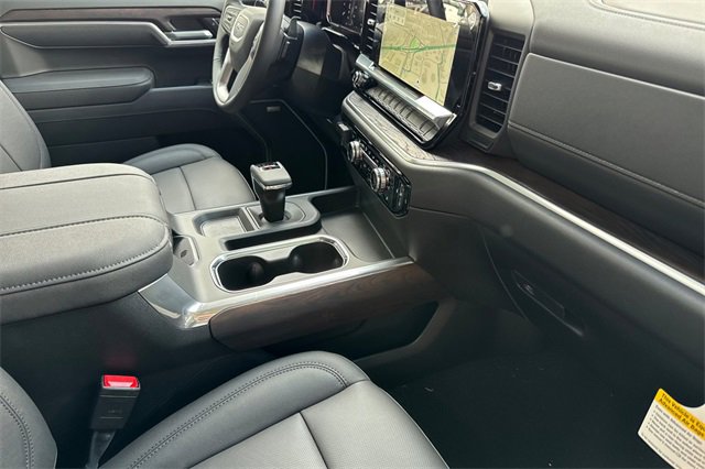New 2026 GMC Sierra 1500 SLT w/ SLT Convenience Package image 17