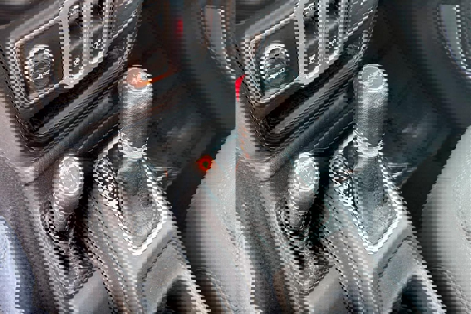 Used 2019 Jeep Wrangler Sport image 15