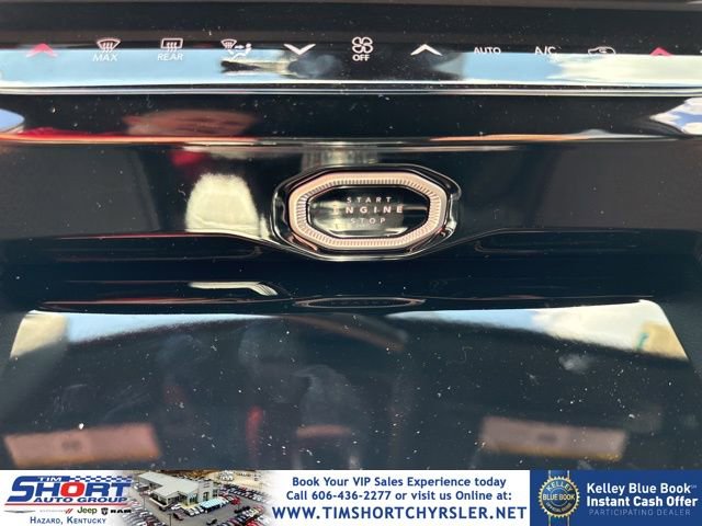 New 2026 Jeep Grand Cherokee Limited w/ Limited Altitude Package AWD/4WD image 38