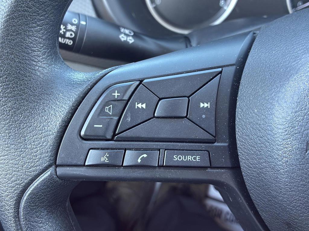 Used 2025 Nissan Kicks Play S FWD image 22