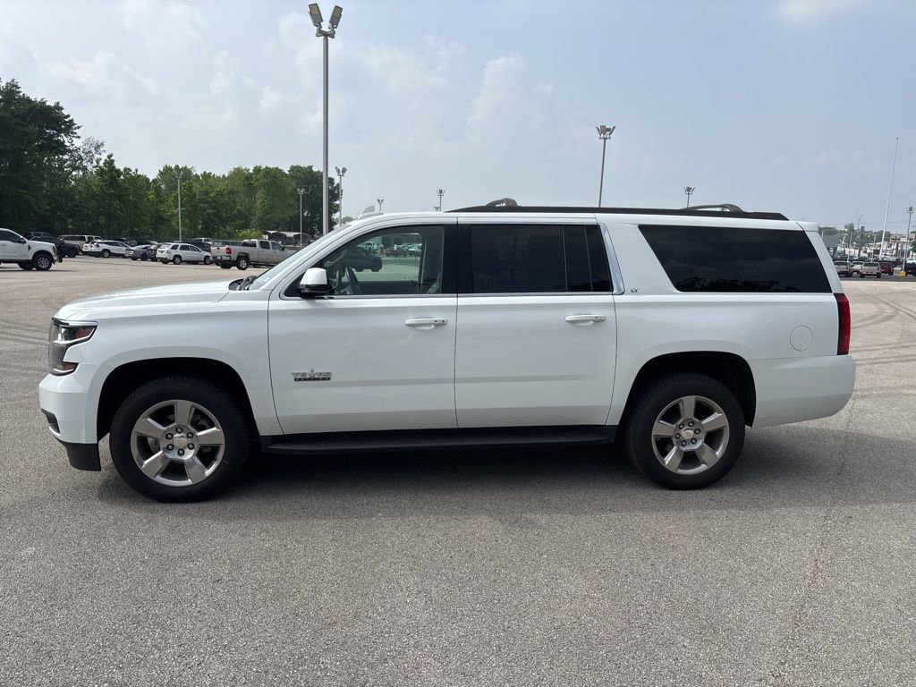 Used 2019 Chevrolet Suburban LT w/ Texas Edition Package RWD image 4
