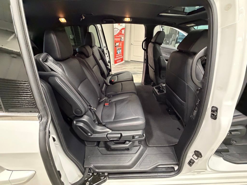 Used 2025 Honda Odyssey Sport-L image 48