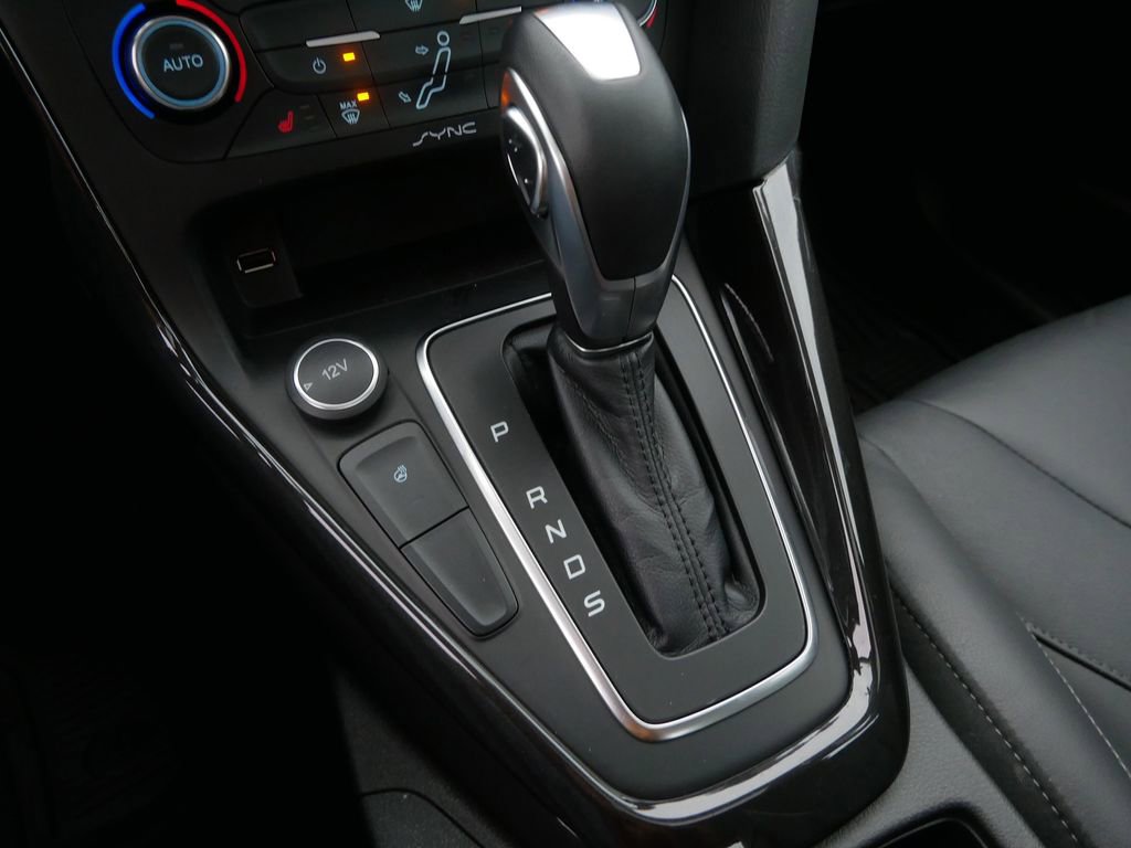 Used 2015 Ford Focus Titanium w/ Titanium Cold Weather Package image 23