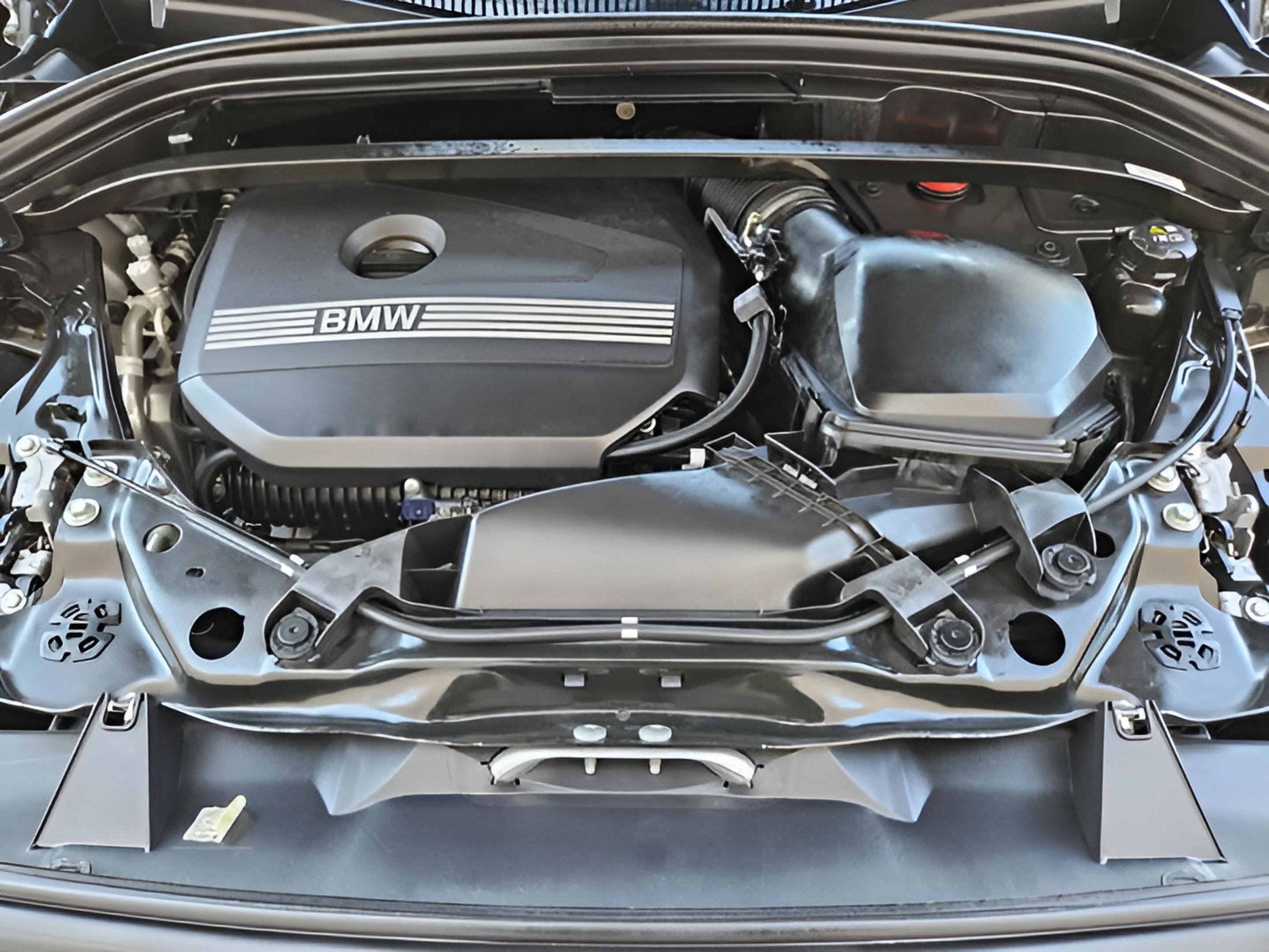 Used 2025 BMW X1 xDrive28i AWD/4WD image 25