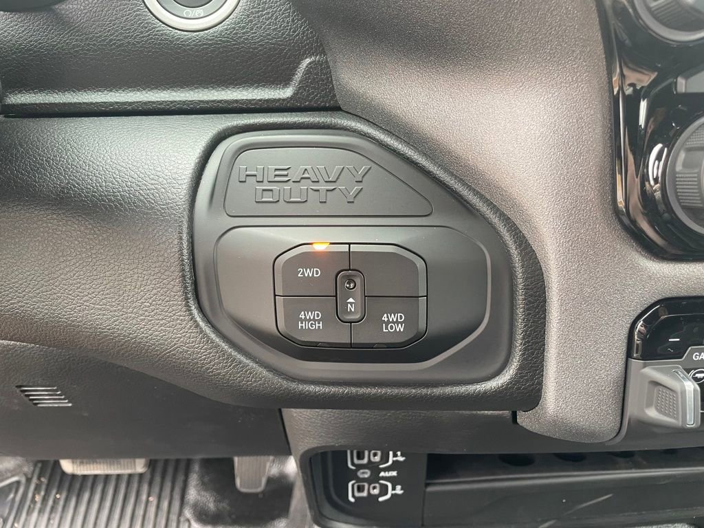 New 2026 RAM 5500 Tradesman AWD/4WD image 15