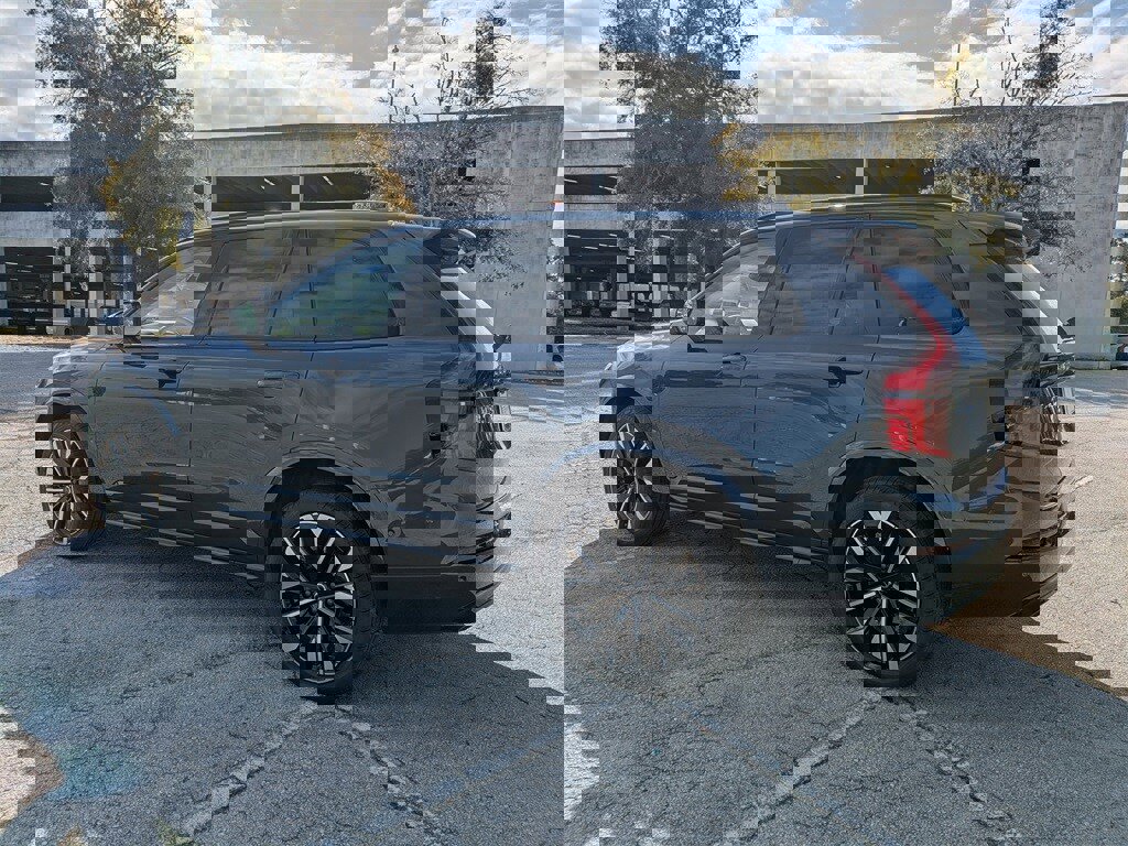 New 2026 Volvo XC90 B6 Ultra w/ Protection Package Premier image 4