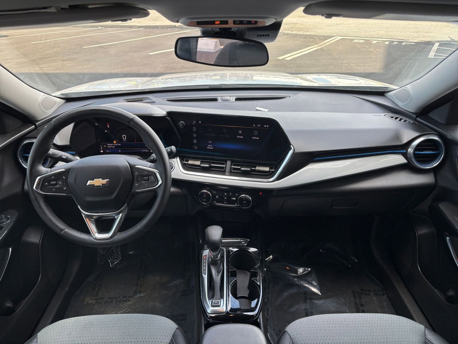 Used 2025 Chevrolet Trax LT w/ LT Convenience Package FWD image 35