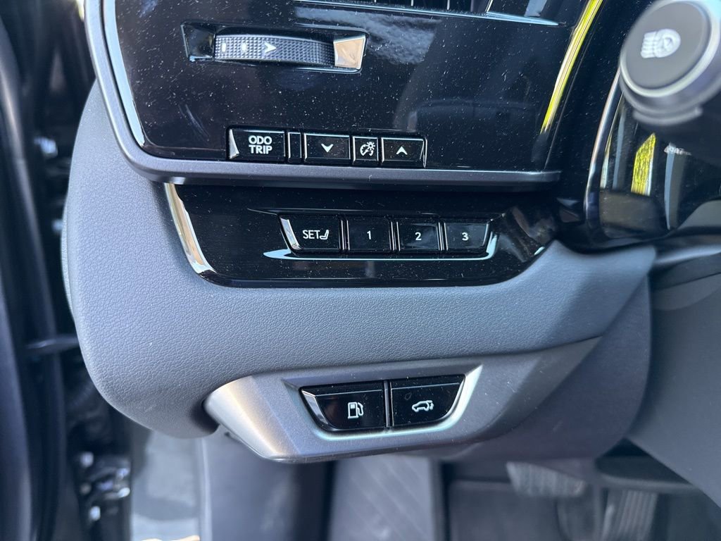 Certified 2026 Lexus RX 350h w/ Accessory Package (2T) image 18