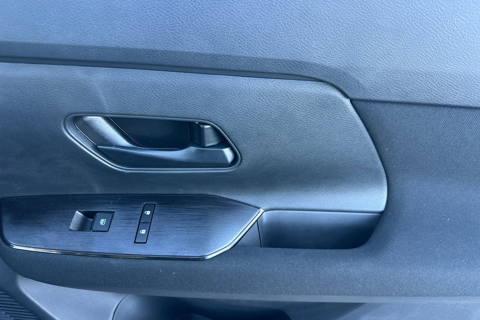 New 2026 Nissan Kicks S image 20