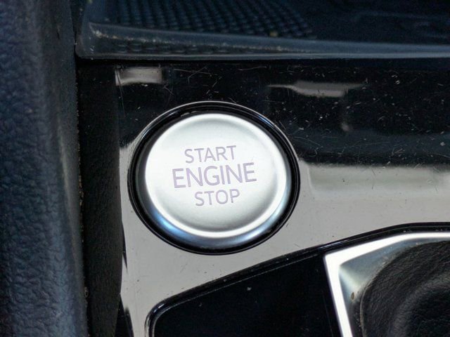 Used 2023 Volkswagen Taos SE w/ Black Wheel Package image 28