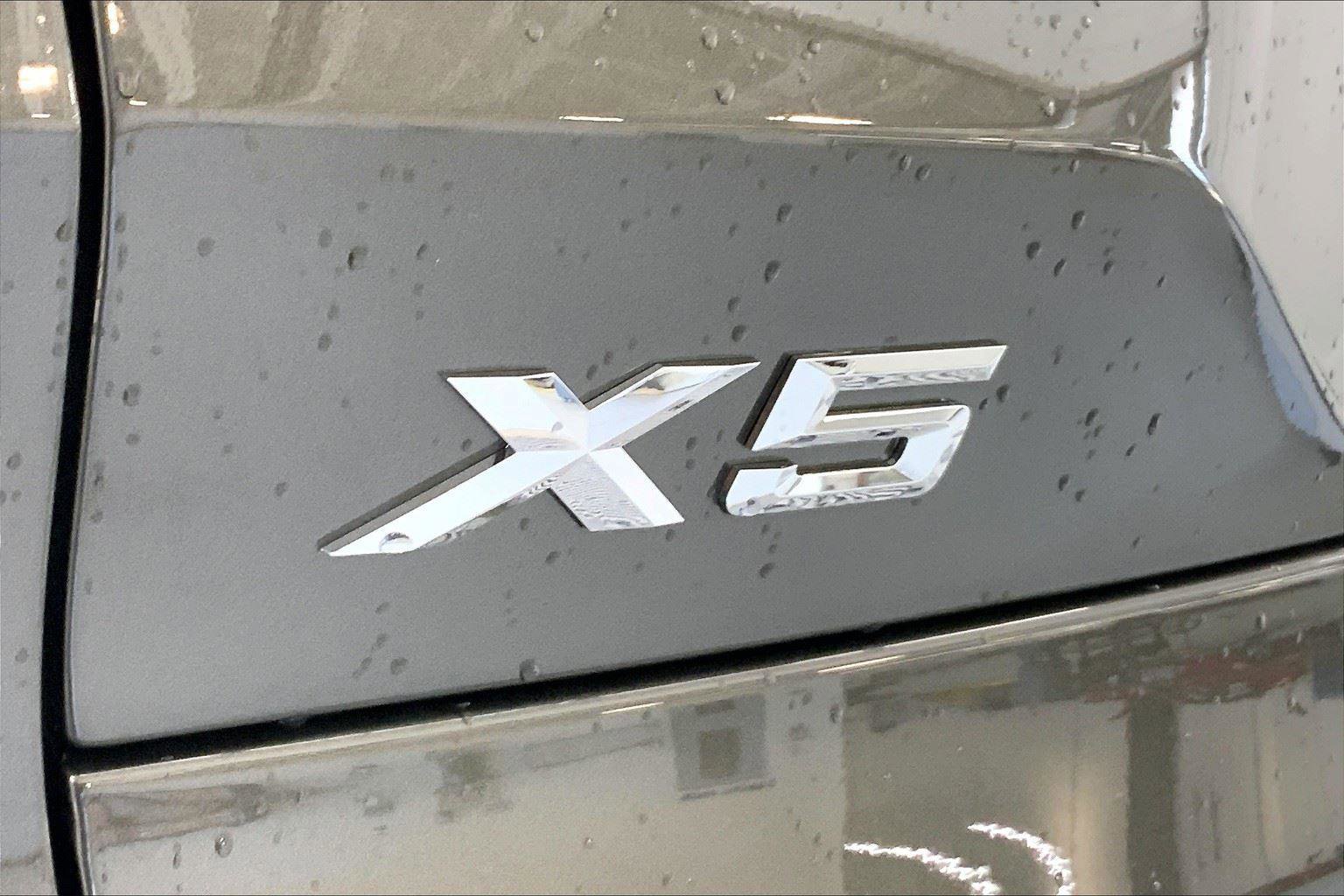 New 2026 BMW X5 xDrive40i w/ M Sport Package image 7
