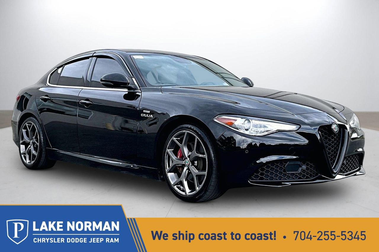 Used 2019 Alfa Romeo Giulia RWD image 1