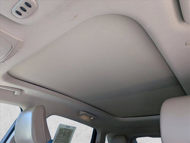 Used 2022 Lincoln Nautilus Reserve AWD/4WD image 16