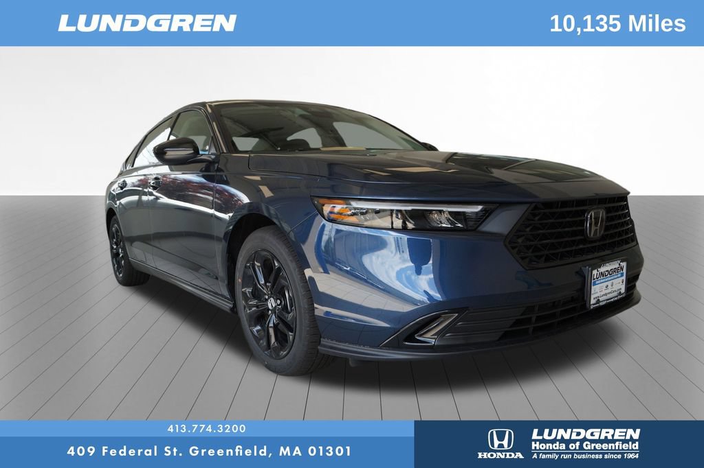 Used 2025 Honda Accord SE image 1