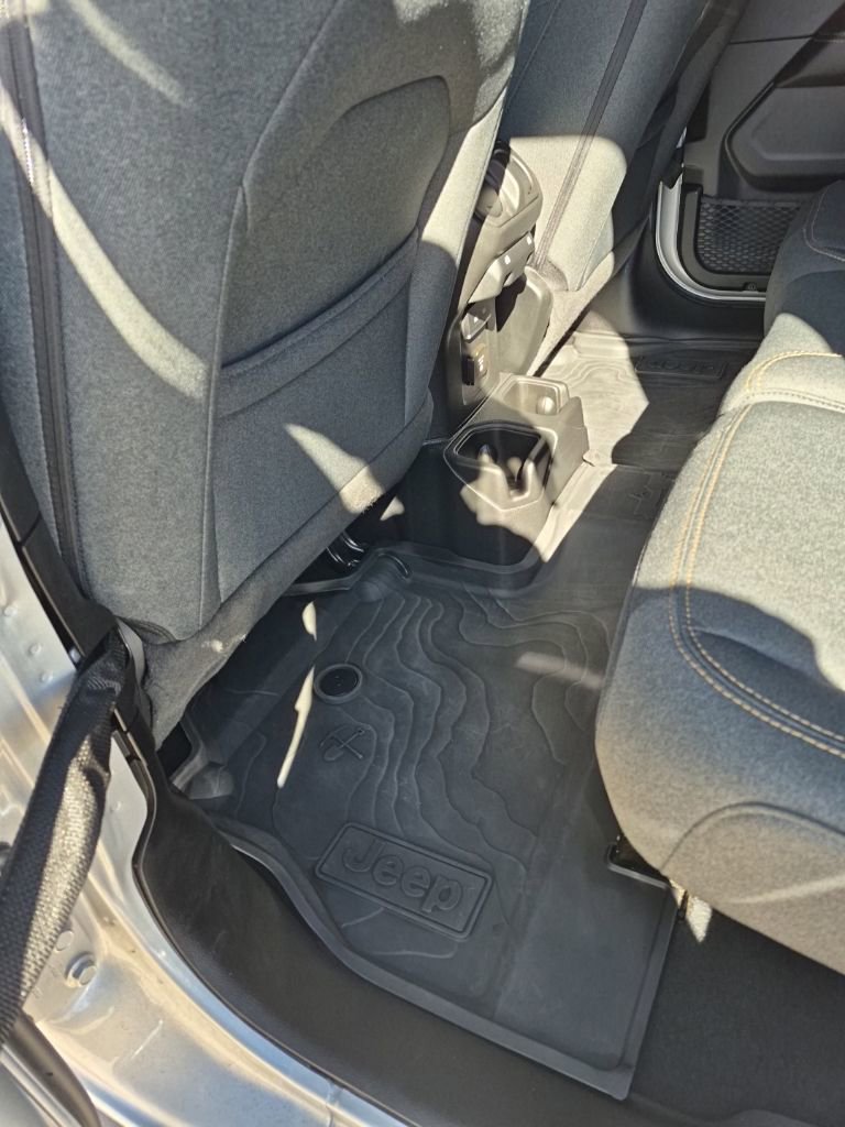 Used 2024 Jeep Wrangler Sahara w/ Technology Group image 26