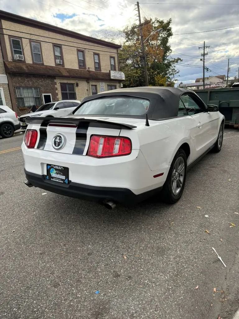 Used 2012 Ford Mustang Premium image 6