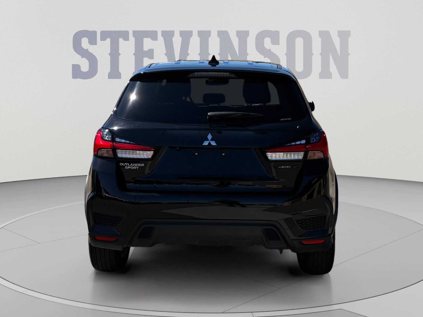 Used 2026 Mitsubishi Outlander Sport LE AWD/4WD image 4