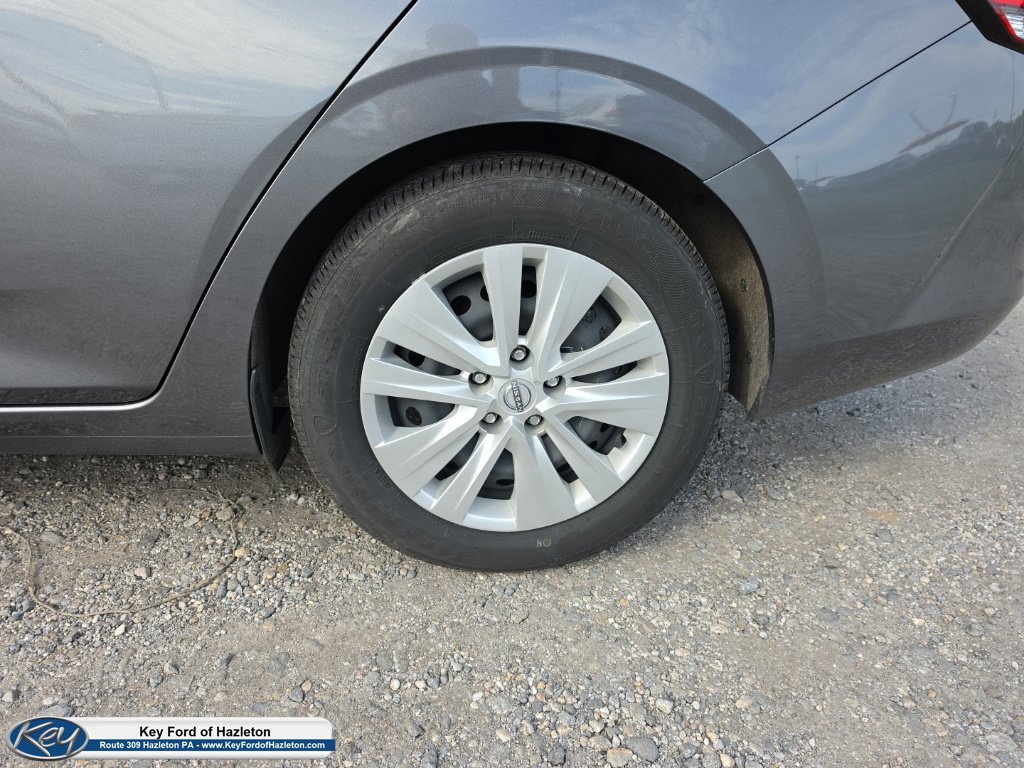 Used 2025 Nissan Sentra S FWD image 7