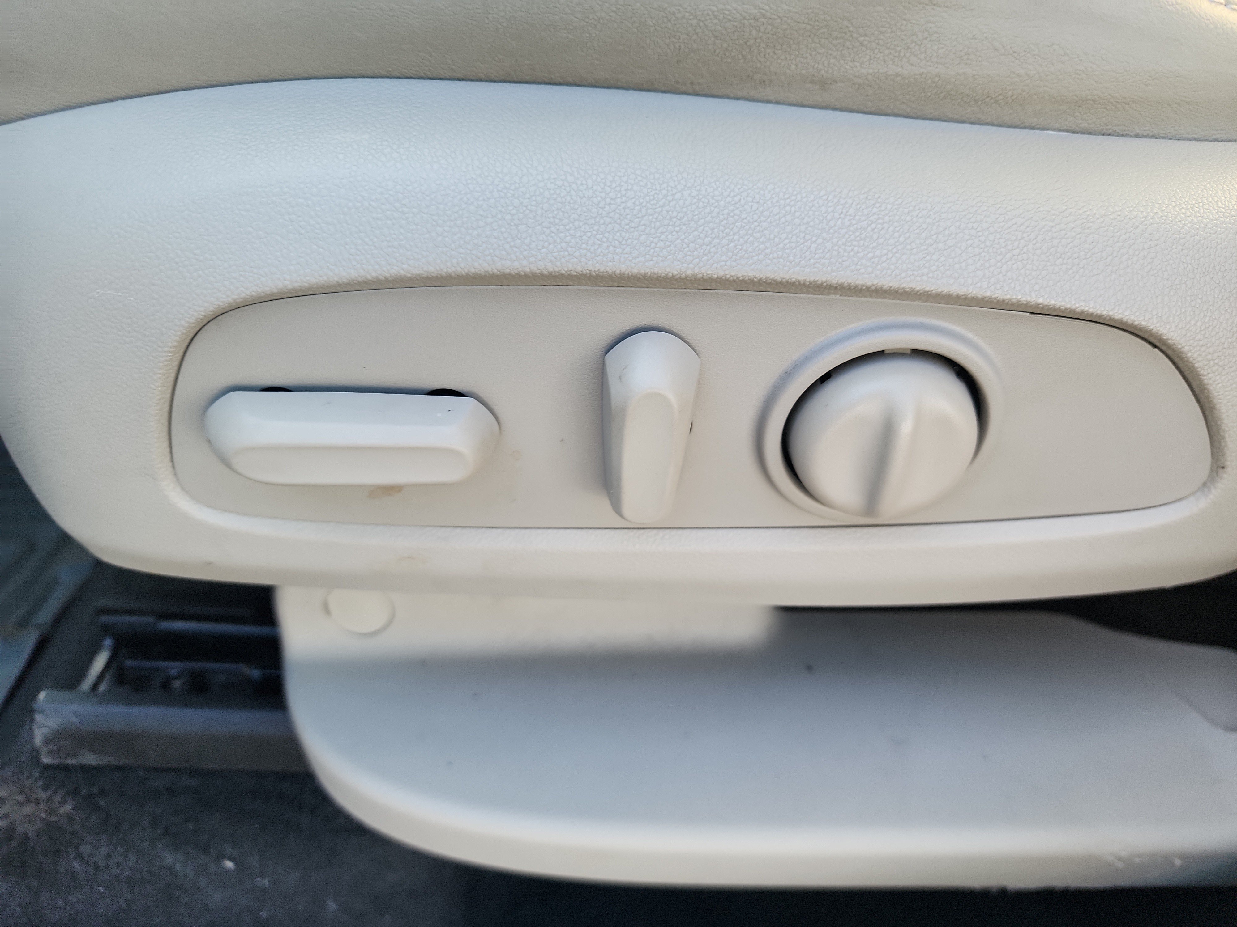 Certified 2019 Buick Enclave Essence AWD/4WD image 12