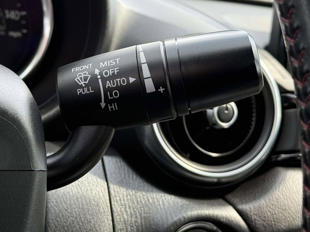 Used 2019 MAZDA MX-5 Miata RF Grand Touring image 24