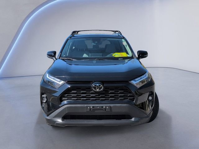 Used 2023 Toyota RAV4 XLE Premium image 12