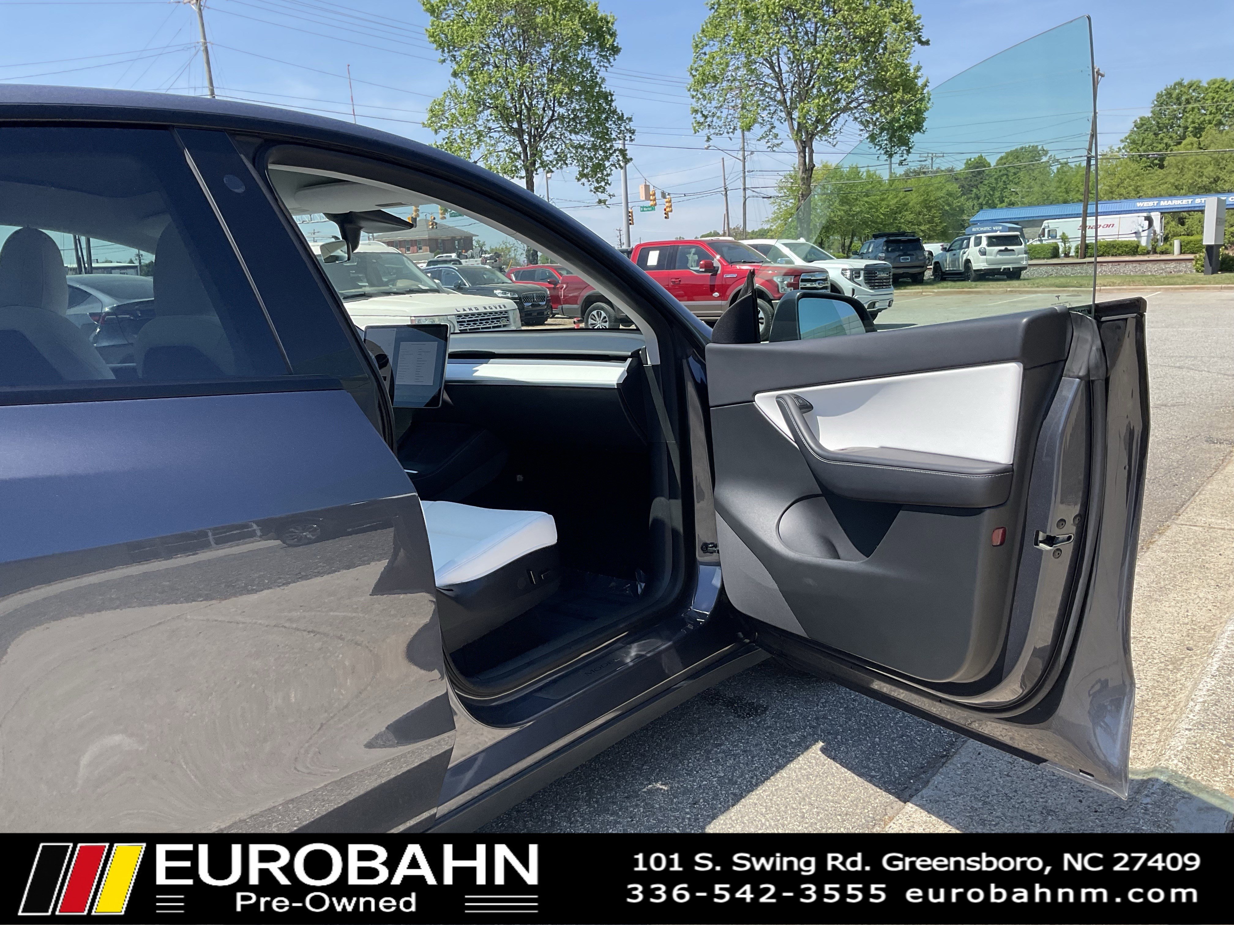 Used 2022 Tesla Model Y Performance image 21