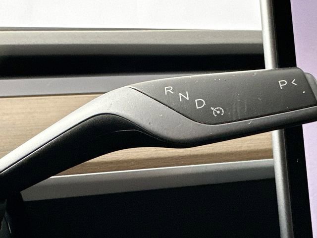 Used 2023 Tesla Model Y Long Range image 20