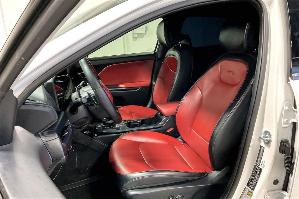 Used 2025 Kia K4 GT-Line w/ GT-Line Premium Package image 33