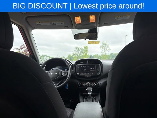 Used 2024 Kia Soul LX w/ Option Group 015 FWD image 13
