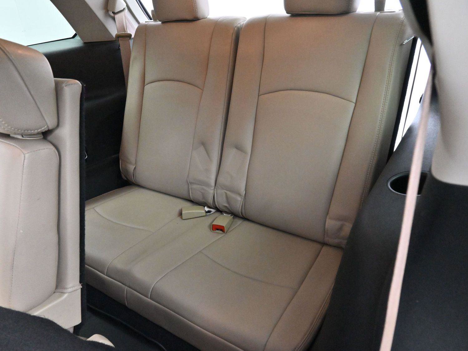 Used 2013 Dodge Journey SXT w/ Flexible Seating Group image 24