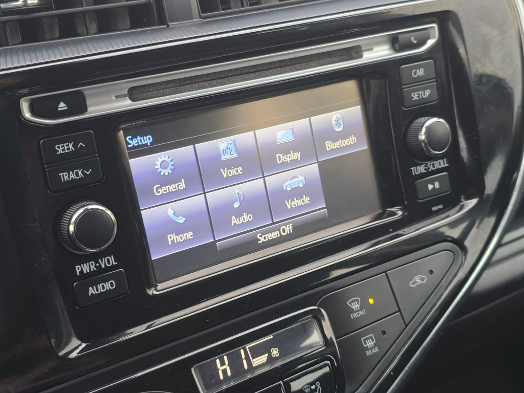 Used 2018 Toyota Prius C Two image 31