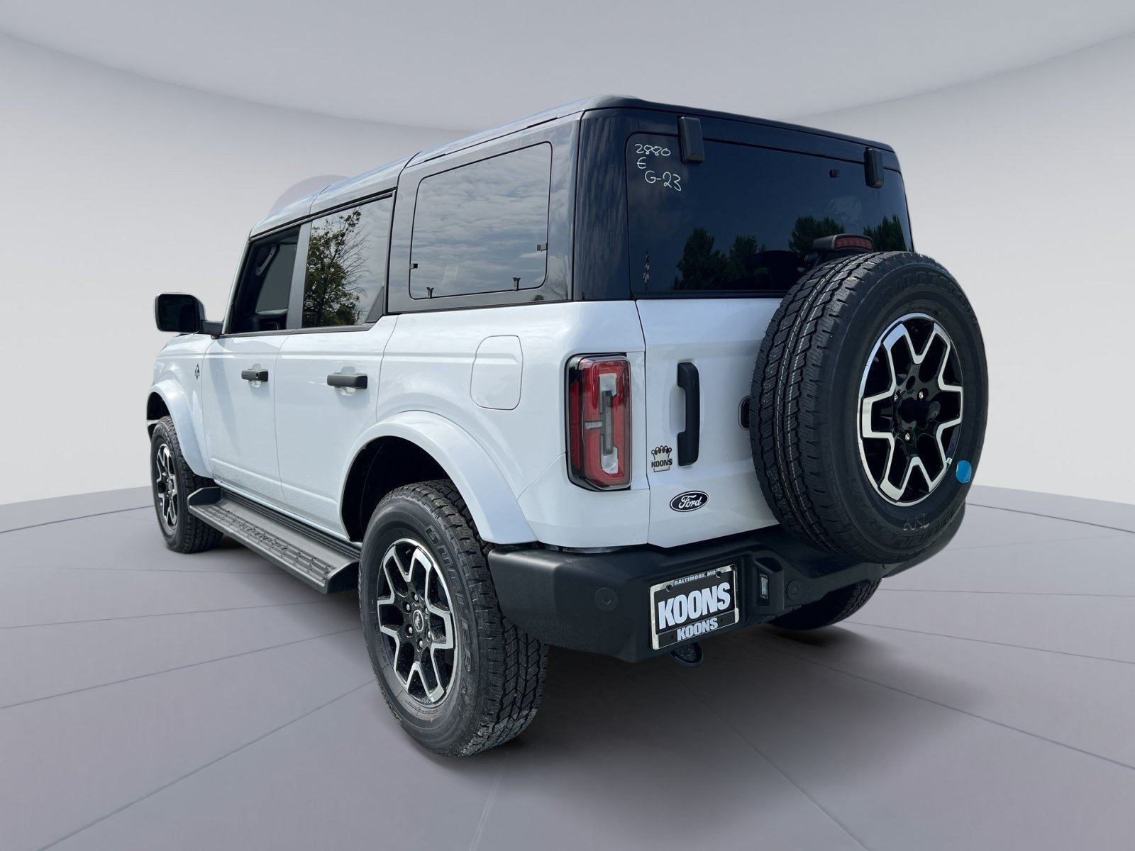 New 2026 Ford Bronco Outer Banks AWD/4WD image 4