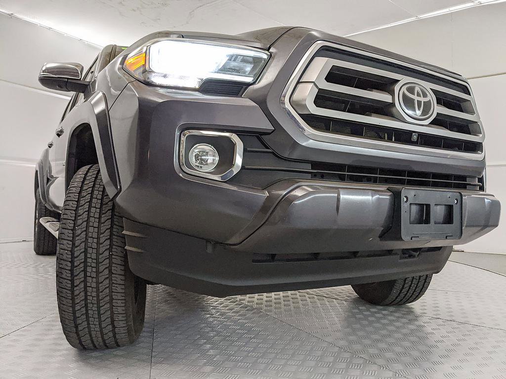 Used 2020 Toyota Tacoma Limited AWD/4WD image 22